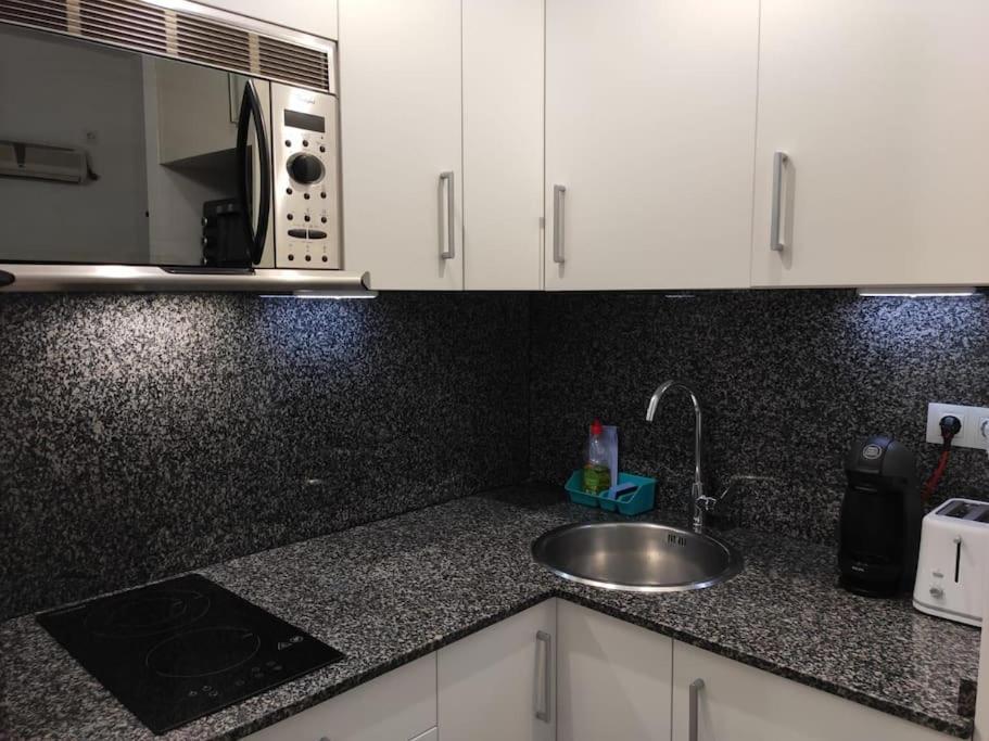 Moderno Apartamento Con Parking,Tarrassa, Barcelona Terrassa Dış mekan fotoğraf